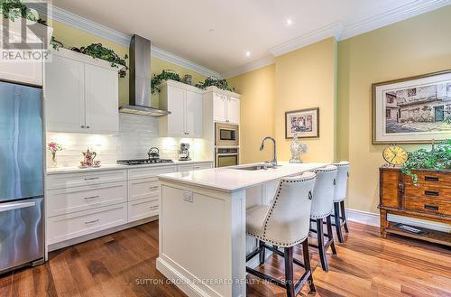111 - 1705 Fiddlehead Place, London, ON - Indoor Photo Showing Kitchen With Upgraded Kitchen