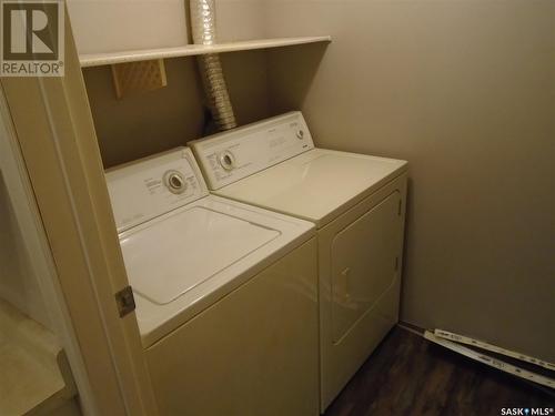 6537 Rochdale Boulevard, Regina, SK - Indoor Photo Showing Laundry Room