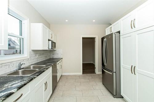 810 Concession Street, Hamilton, ON - Indoor Photo Showing Kitchen With Double Sink