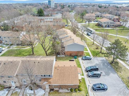 43-2886 Meadowbrook Lane, Windsor, ON 