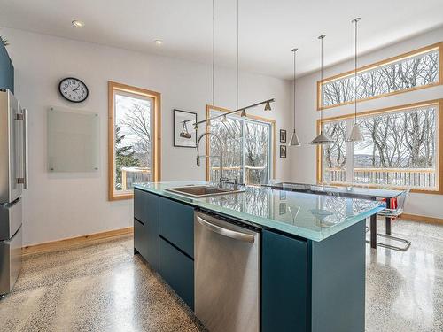 Kitchen - 29 Place Beaulac, Sainte-Agathe-Des-Monts, QC - Indoor Photo Showing Kitchen With Upgraded Kitchen