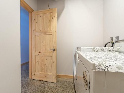 Laundry room - 29 Place Beaulac, Sainte-Agathe-Des-Monts, QC - Indoor