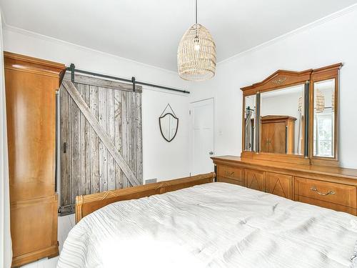 Bedroom - 24 Rue Napoléon, Sainte-Agathe-Des-Monts, QC - Indoor Photo Showing Bedroom