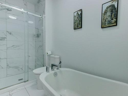 Salle de bains - 2320Z Place Des Tilleuls, Saint-Bruno-De-Montarville, QC 