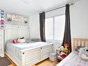 Bedroom - 2557 Rue Tillemont, Montréal (Villeray/Saint-Michel/Parc-Extension), QC  - Indoor Photo Showing Living Room 