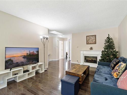 829 Harewood Mines Rd, Nanaimo, BC - Indoor Photo Showing Other Room