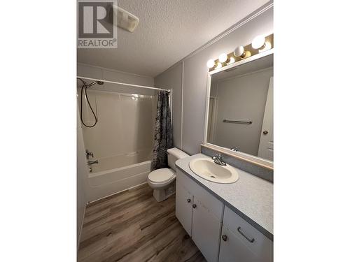 5412 51 Street, Fort Nelson, BC - Indoor Photo Showing Bathroom