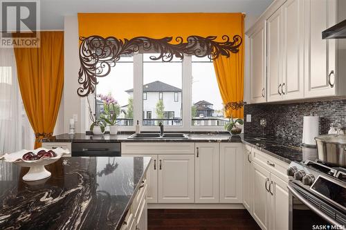 225 Cowan Crescent, Martensville, SK - Indoor Photo Showing Kitchen With Double Sink