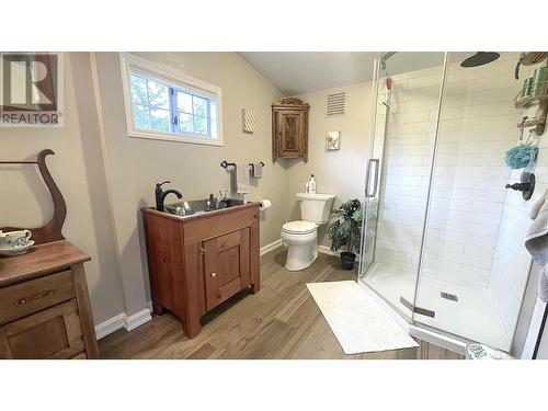 940 E 6Th Avenue, Prince Rupert, BC - Indoor Photo Showing Bathroom
