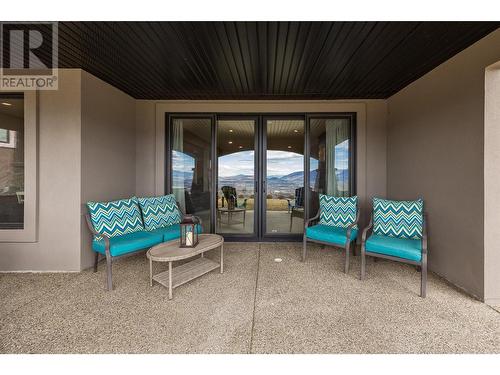 900 Lamont Lane, Kelowna, BC - Outdoor With Deck Patio Veranda With Exterior