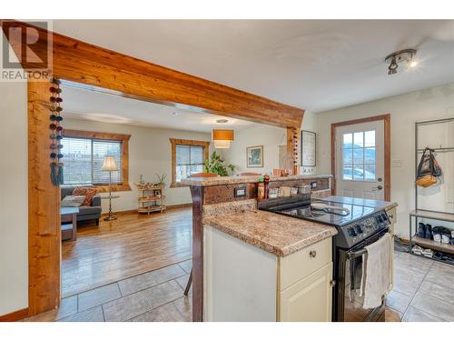 53 Granby Place, Penticton, BC - Indoor Photo Showing Kitchen