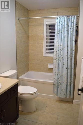 935 Goderich Street Unit# 24, Port Elgin, ON - Indoor Photo Showing Bathroom