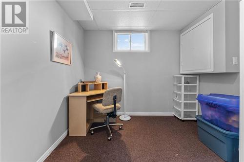 534B Melton Street, Pembroke, ON - Indoor Photo Showing Office
