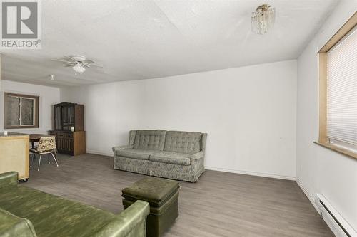 581 Queen St W, Sault Ste. Marie, ON - Indoor Photo Showing Other Room