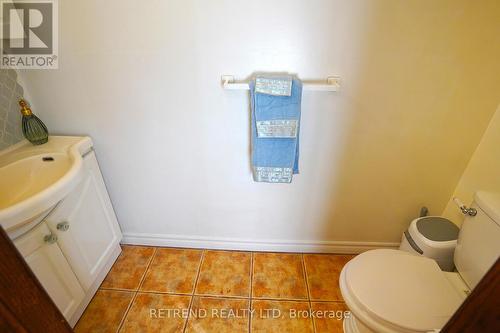 366 Jelly St S, Shelburne, ON - Indoor Photo Showing Bathroom