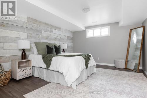 19 Serenity Place Cres, Huntsville, ON - Indoor Photo Showing Bedroom
