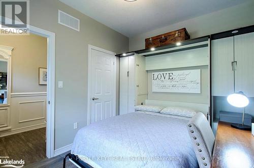 19 Serenity Place Cres, Huntsville, ON - Indoor Photo Showing Bedroom