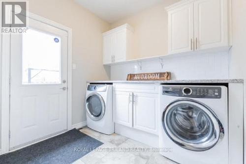 1428 Coronation Dr, London, ON - Indoor Photo Showing Laundry Room