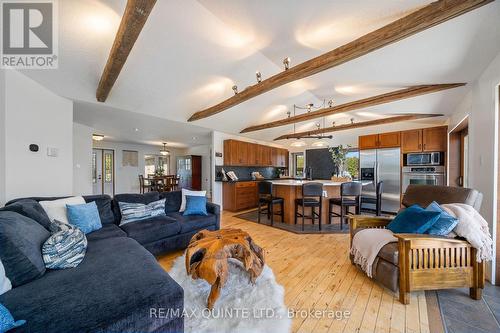 370 Fish Lake Rd, Prince Edward County, ON - Indoor Photo Showing Bedroom