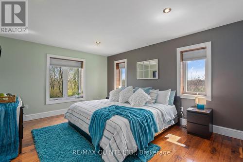 370 Fish Lake Road, Prince Edward County, ON - Indoor Photo Showing Bedroom