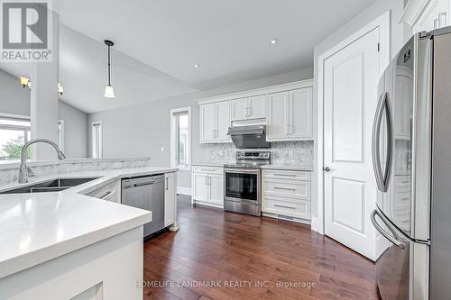 295 Sunnybrae Ave, Innisfil, ON - Indoor Photo Showing Kitchen With Double Sink With Upgraded Kitchen