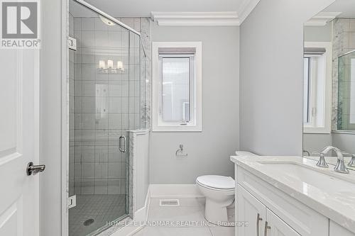 295 Sunnybrae Ave, Innisfil, ON - Indoor Photo Showing Bathroom