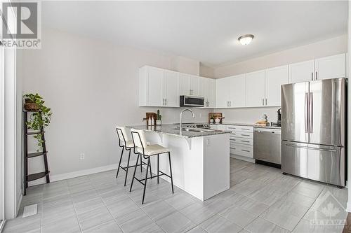 909 Lesage Way, Orleans, ON - Indoor Photo Showing Kitchen With Stainless Steel Kitchen