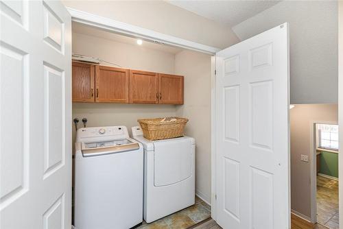 800 Paramount Drive|Unit #32, Stoney Creek, ON - Indoor Photo Showing Bedroom
