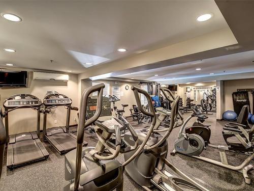2403-1075 Sunset Drive, Kelowna, BC - Indoor Photo Showing Gym Room