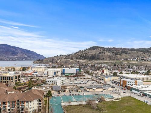 1506-1181 Sunset Drive, Kelowna, BC - Outdoor With Body Of Water With View