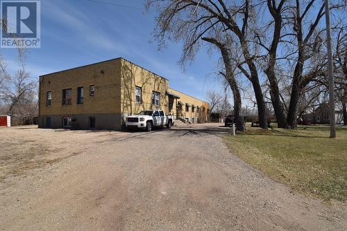 729 Carbon Ave, Bienfait, SK - Outdoor