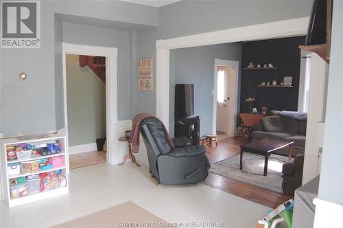 12 Harold Street North, Ridgetown, ON - Indoor Photo Showing Living Room