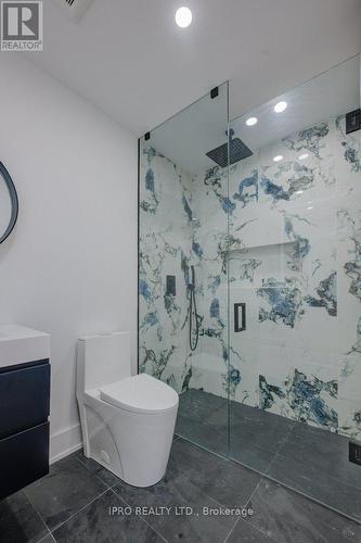 4392 Ontario Street, Lincoln, ON - Indoor Photo Showing Bathroom