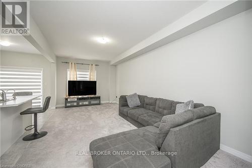 #53 -520 Grey St, Brantford, ON - Indoor Photo Showing Living Room
