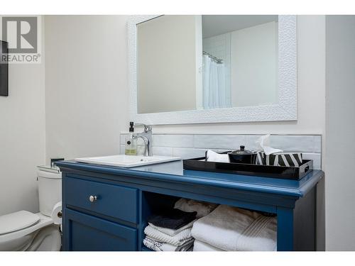 3901 32 Avenue Unit# 308, Vernon, BC - Indoor Photo Showing Bathroom