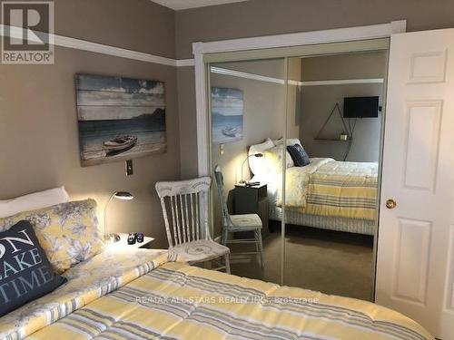 204 - 1 Sherwood Street, Kawartha Lakes, ON - Indoor Photo Showing Bedroom