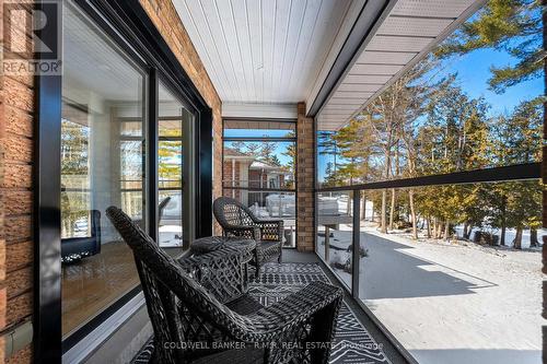 40 Navigators Tr, Kawartha Lakes, ON - Outdoor With Deck Patio Veranda With Exterior
