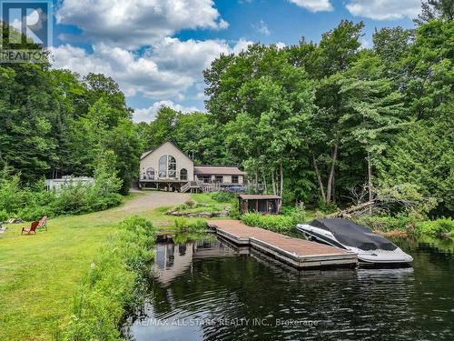 1013 Merrick Drive, Bracebridge, ON - Outdoor With Deck Patio Veranda