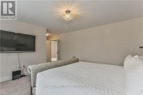 2428 Black Rail Terrace, London, ON - Indoor Photo Showing Bedroom
