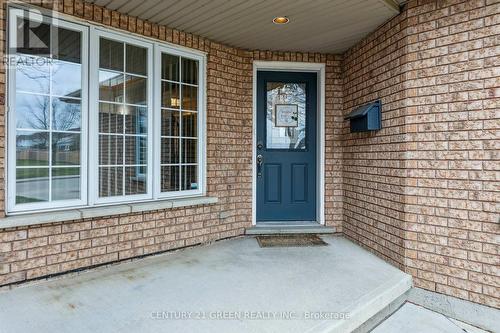 35 Kettlepoint Dr, Hamilton, ON - Outdoor With Exterior