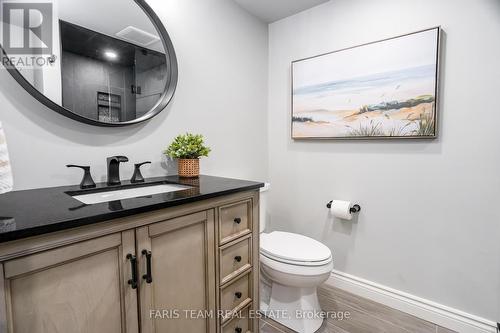 29 Timber Wolf Tr, Springwater, ON - Indoor Photo Showing Bathroom