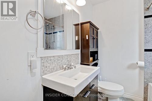 135 William St, Toronto, ON - Indoor Photo Showing Bathroom