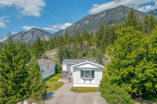 6A - 5174 Lambert Road, Invermere, BC 