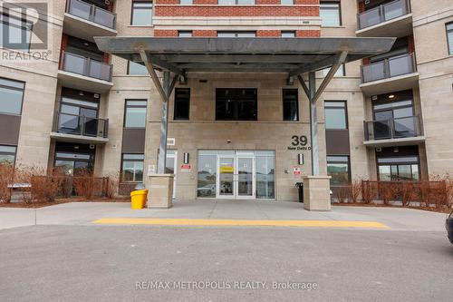 815 - 39 New Delhi Drive, Markham, ON - Outdoor With Balcony With Facade