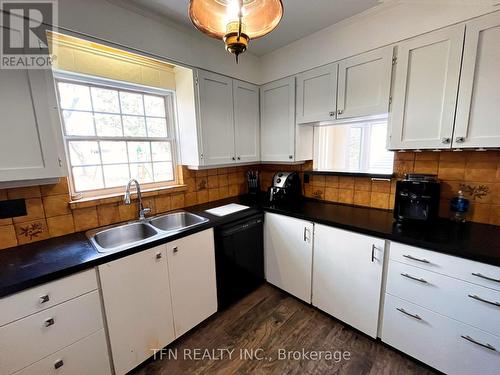 2410 King Rd, King, ON - Indoor Photo Showing Kitchen With Double Sink