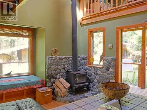 1211/1215 Vancouver Blvd, Savary Island, BC - Indoor With Fireplace