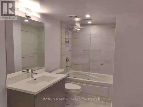 1509 - 219 Dundas Street E, Toronto, ON - Indoor Photo Showing Bathroom