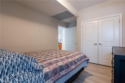 4644 Pettit Avenue|Unit #323, Niagara Falls, ON - Indoor Photo Showing Bedroom