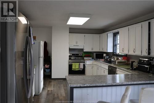 1520 Ryan St, Moncton, NB - Indoor Photo Showing Kitchen