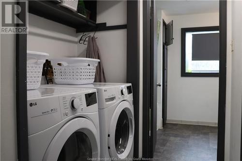 1520 Ryan St, Moncton, NB - Indoor Photo Showing Laundry Room